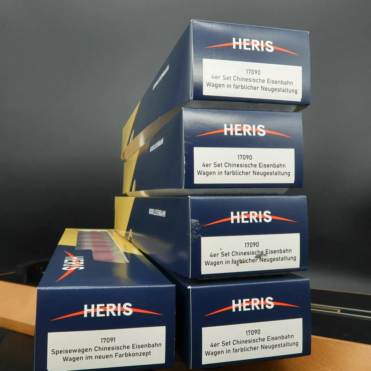 HO ประเภท 1/87 ของเล่นรถไฟ CA24 RW24 รถรับประทานอาหาร Soft Sleeper ไม่มีแสงไม่มี Power หลายรถอุปกรณ์เสริมรถไฟรุ่นของเล่นเด็กของขวัญ