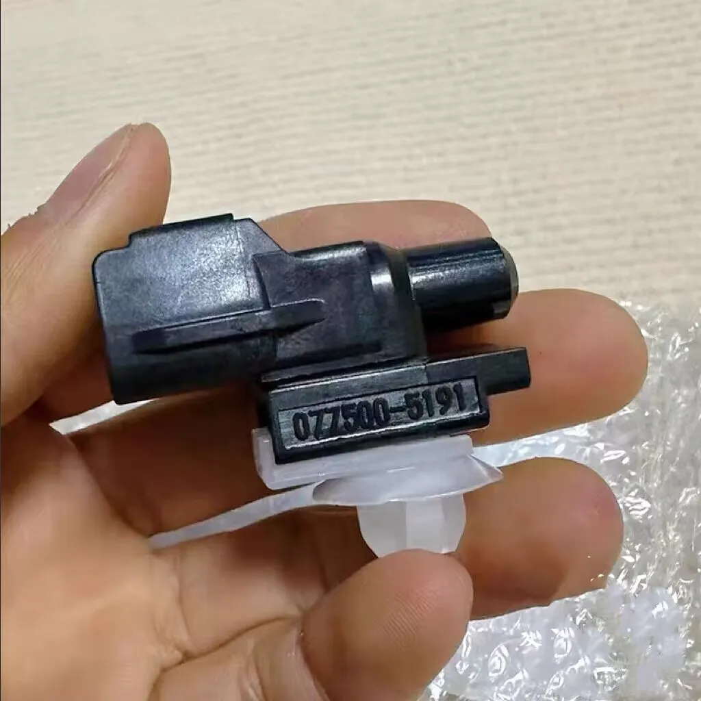 

New Genuine A/C Air Outdoor Temperature Sensor Q MR320628 For Mitsubishi Outlander ASX Lancer V93 V97 L200 Grandis