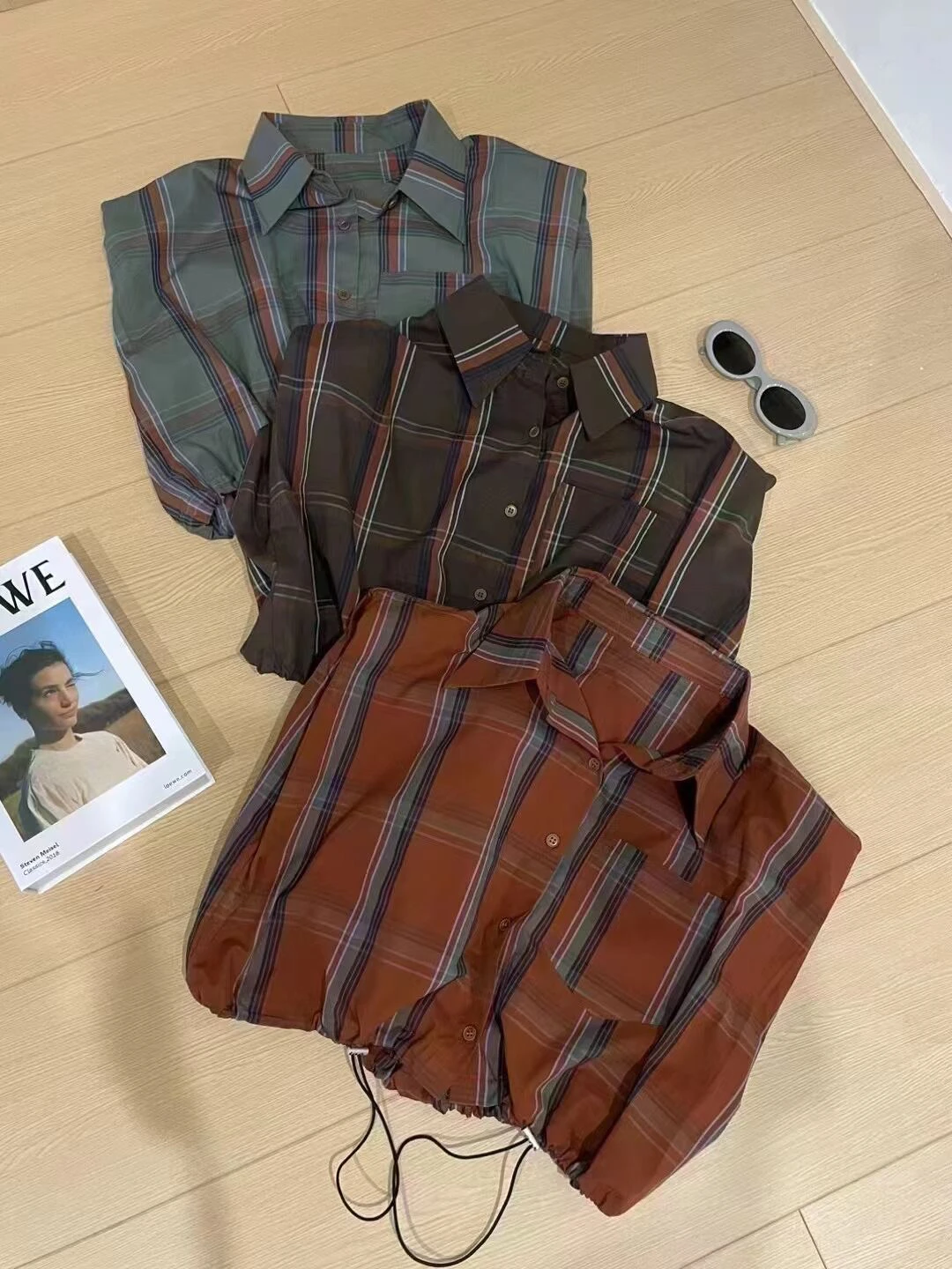 

Новинка 2024, женский топ без рукавов, полосатая верхняя одежда, модная универсальная утягивающая корейская свободная посадка irt