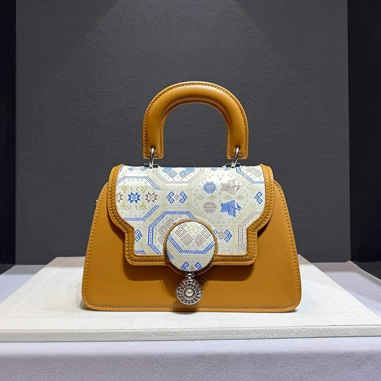 

Niche Design New High Quality Cowhide Chinese Embroidery Handbag Women's Retro Single Shoulder Bag Hot Sale Free Shipping