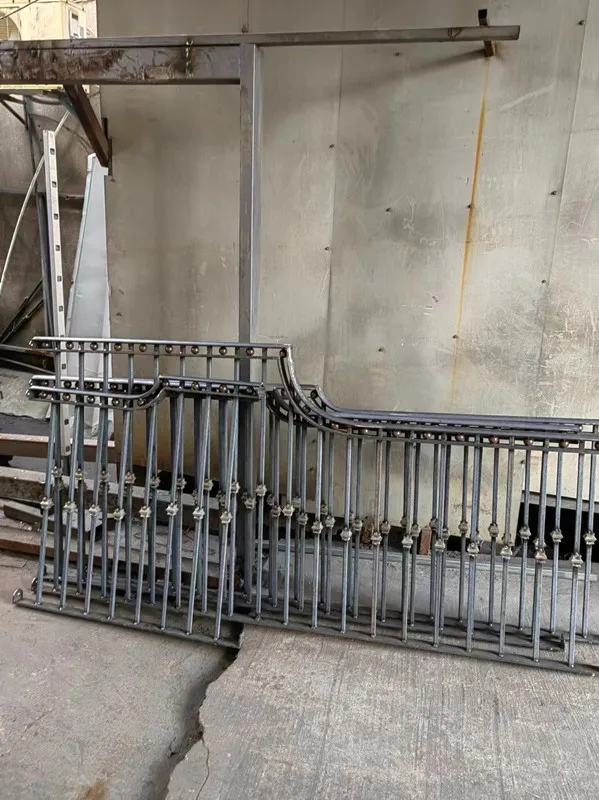 Fancy Wrought Iron Railing Steel Metal Balcony Balustrades Design
