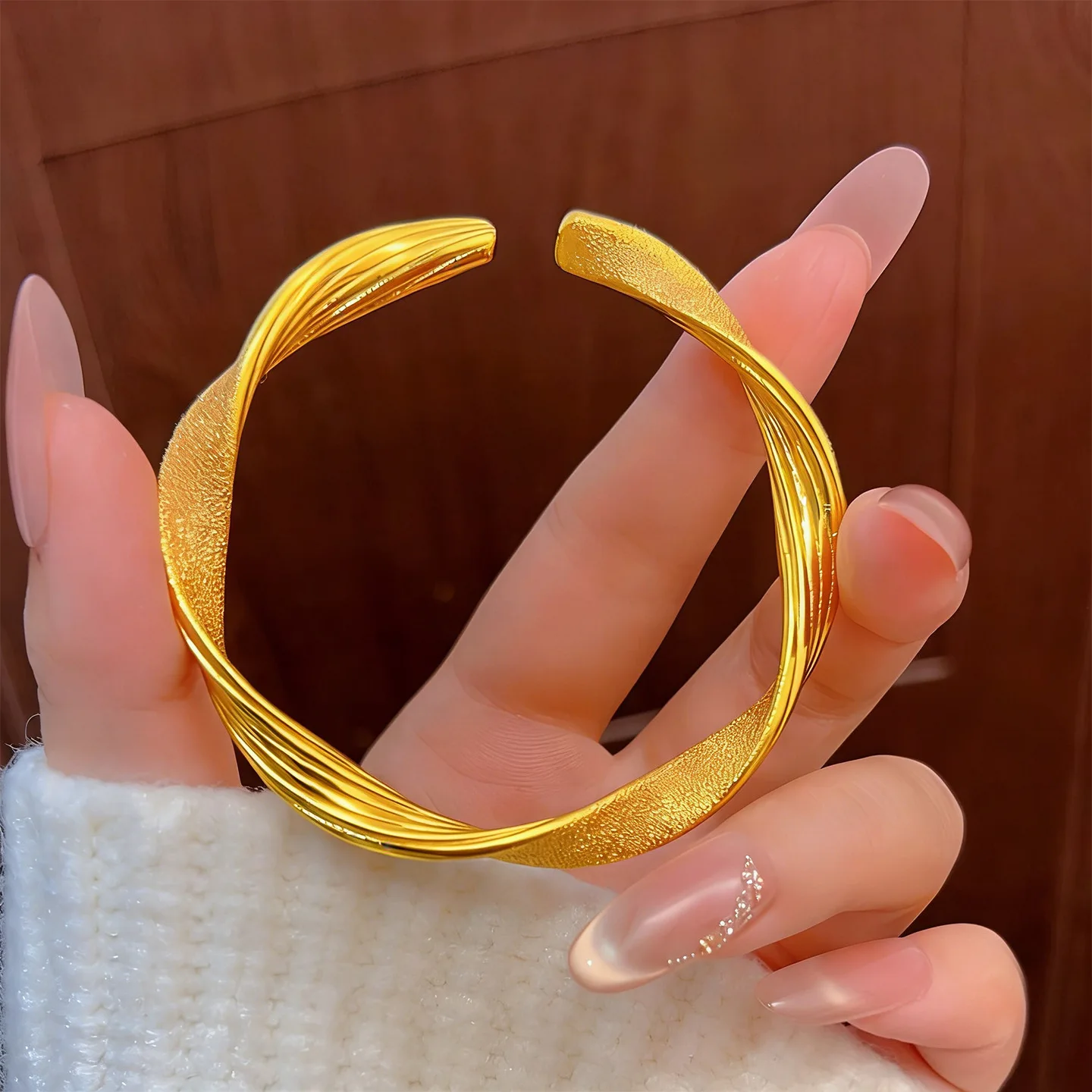 

9999 Ancient Method 24K Real Gold Satin Mobius Bracelet Women's Fashion Niche Design Open Bracelet