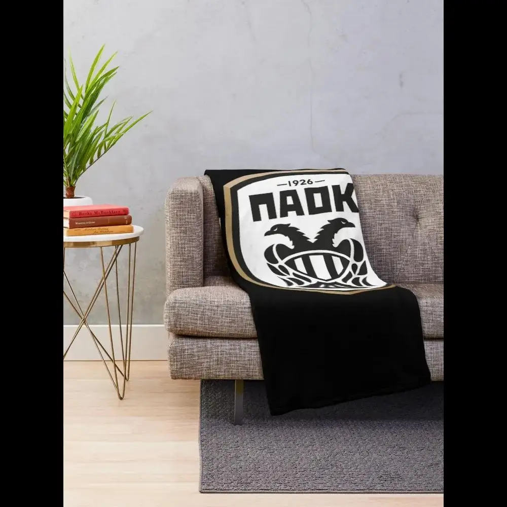 

Плед PAOK Thessaloniki идеально подходит для домашнего декора и любителей спорта.