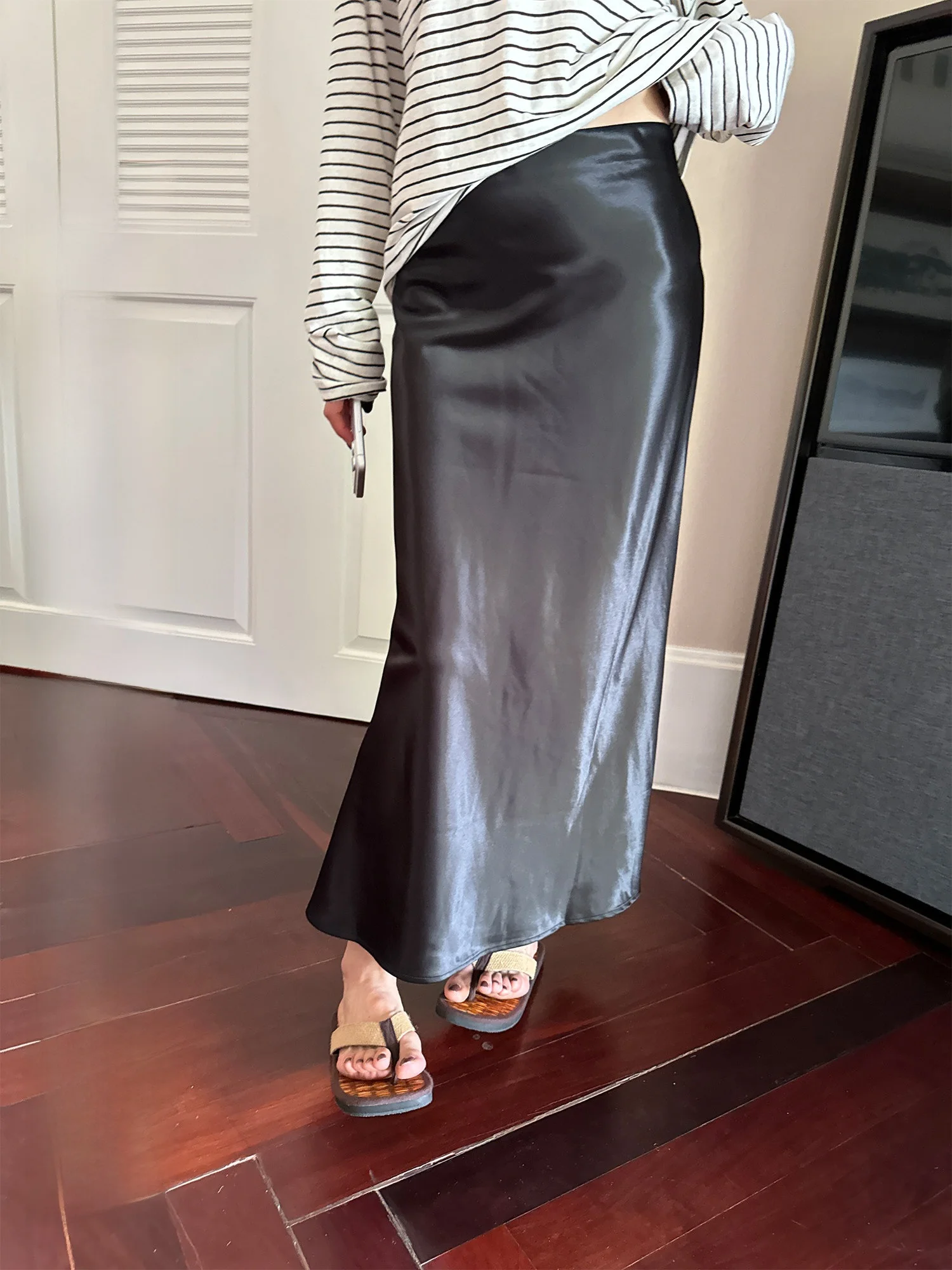 Bla Satin Loose Cas…