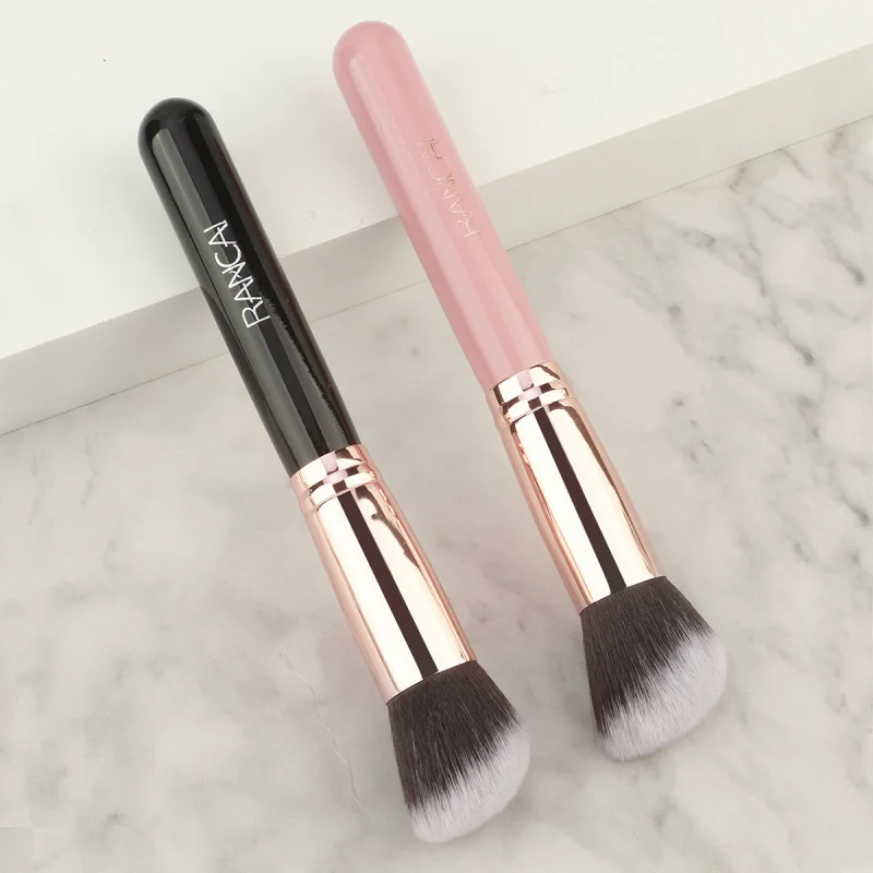 ใหม่เดี่ยวเฉียง Powder Foundation แปรง Soft Loose Powder Multifunctional แต่งหน้าเครื่องมือแต่งหน้าความงาม