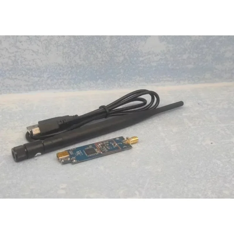 RT3070+6669 power amplifier wireless network card Linux kali ubuntu can be modified with flat radar antenna