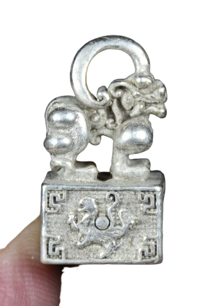 3.2CM Old Chinese Miao Silver Feng Shui Dragon Beast Pixiu Beast Seal Signet