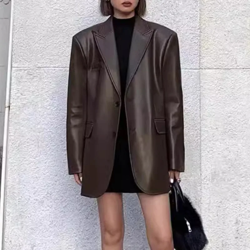 Giacca in pelle minimalista alla moda da donna Autunno Inverno Texture PU sciolto Elegante schema di colori caramelle Giacca da abito in pelle versatile