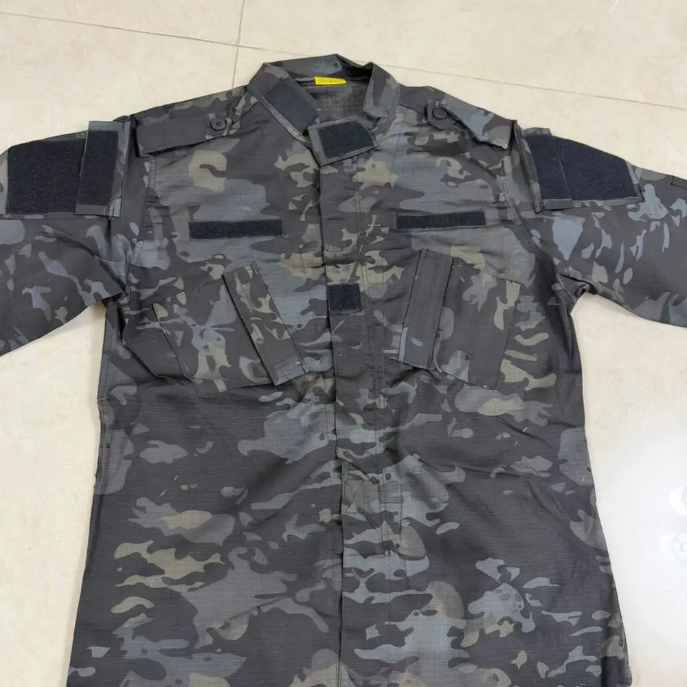 Mens Tactical Camouflage Suit Outdoor Hunting Equipment Wear Resistant Workwear Tactical Uniform Training Gear