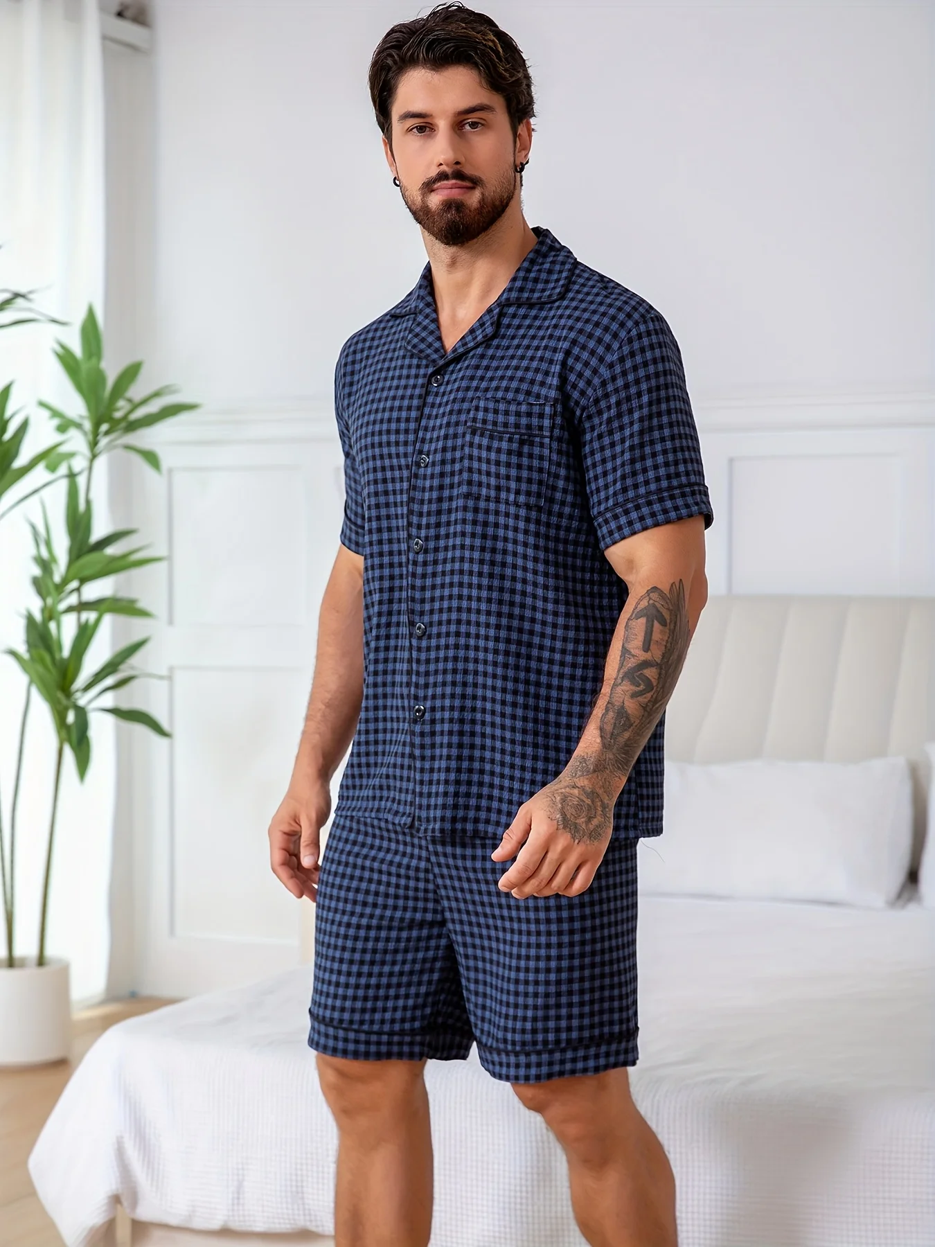 Men's Plaid Crinkle Pajama Set, Button-Down Shirt & Elastic Waist Shorts, Comfortable Casual Loungewear Men Homewear 2 Piece Set