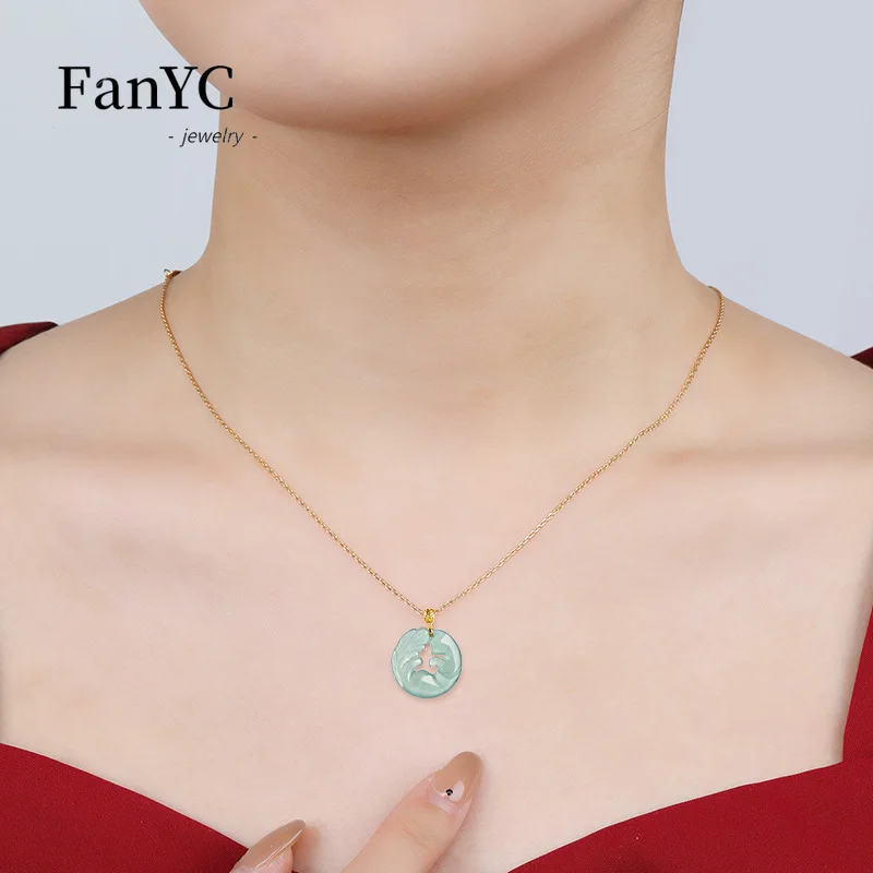 Liontin rubah berekor sembilan air biru Jadeite Myanmar asli 18K emas bertatahkan es hadiah liontin wanita Fashion cantik mewah