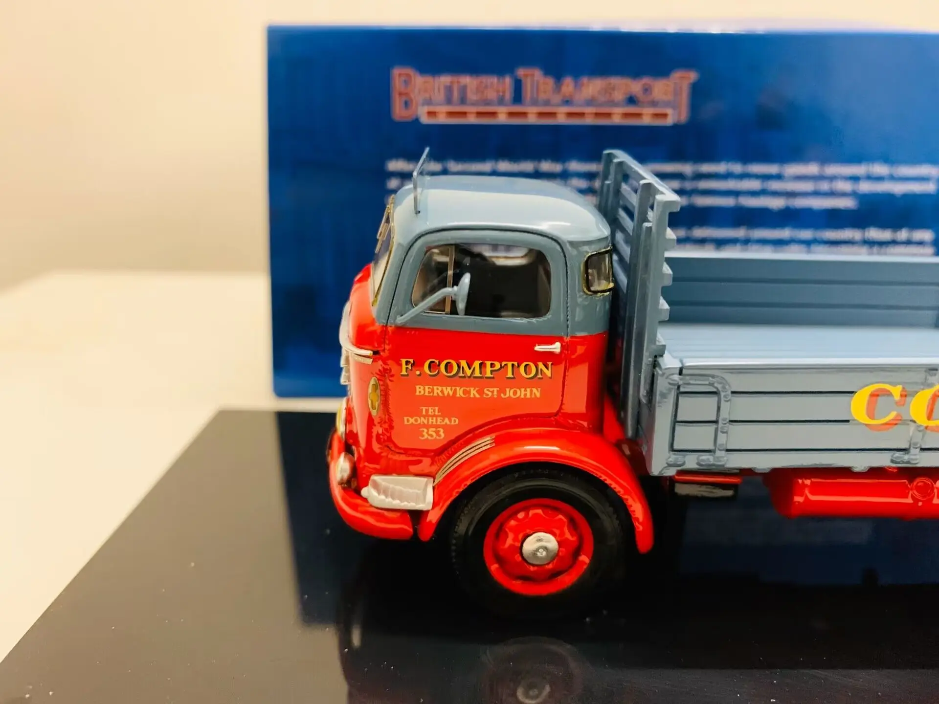 British Transport 1:50 Scale Resin Model Truck Commer LWB Dropside Lorry Compton New in Box