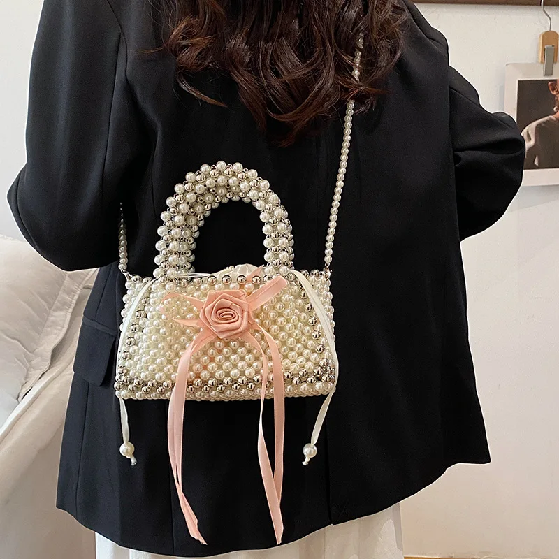 

2025 New Sweet and High-end Woven Bag Mori Girl Foreign Style Portable Small Fragrant Wind Crossbody Hollow Bag