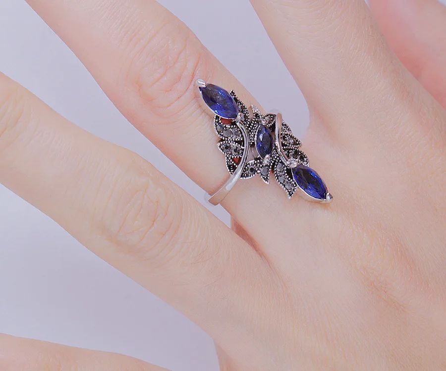 Faceted Blue Sapphire Ring for Women Elegant Crystal Rhinestone Band Adjustable Statement Jewelry Party Gift Fashion Jewelry