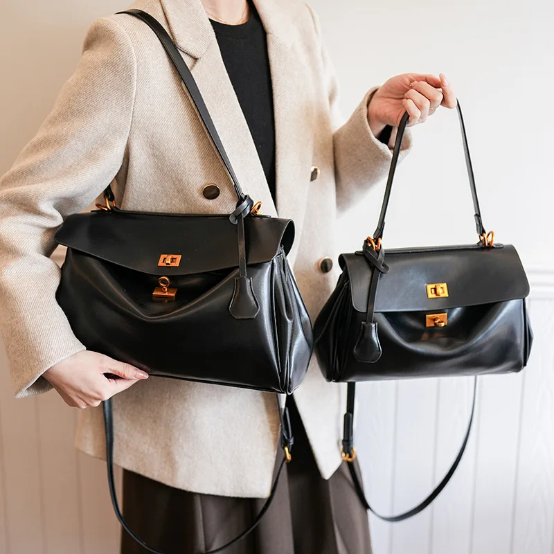 

2024 New Light Luxury Soft Leather Handbag for Women, Large Capacity Commuter Tote Bag, Retro Single Shoulder Underarm Bag vip