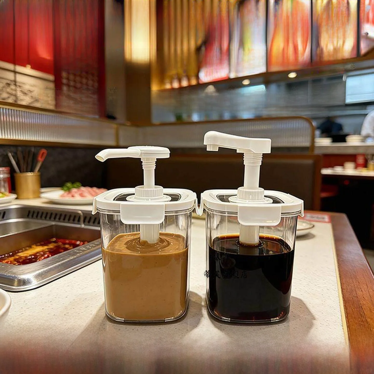 Portable Sealed Cylinder Plastic Sauce Dispenser for Barbecue Shop Spicy Mustard Oil Vinegar Soy Sauce Paste Jar view 2