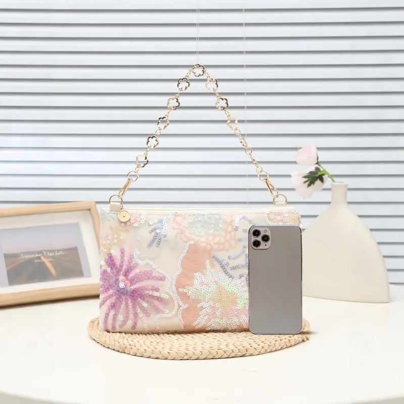 Women's Floral Sequin Shoulder Pouch, Beige Petal Chain Evening Bag for Wedding Prom Daily Events