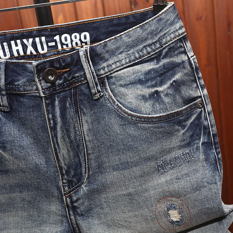 Summer men's cropped shorts with ripped patches, trendy and retro washed straight leg casual high-end denim