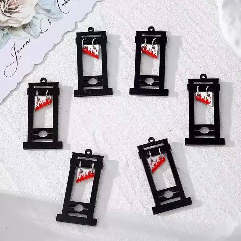 10pcs Halloween Acrylic Horror Knife Shape Pendant Fashion Knife Dangle for Keychain Jewelry Making Halloween Party Decor