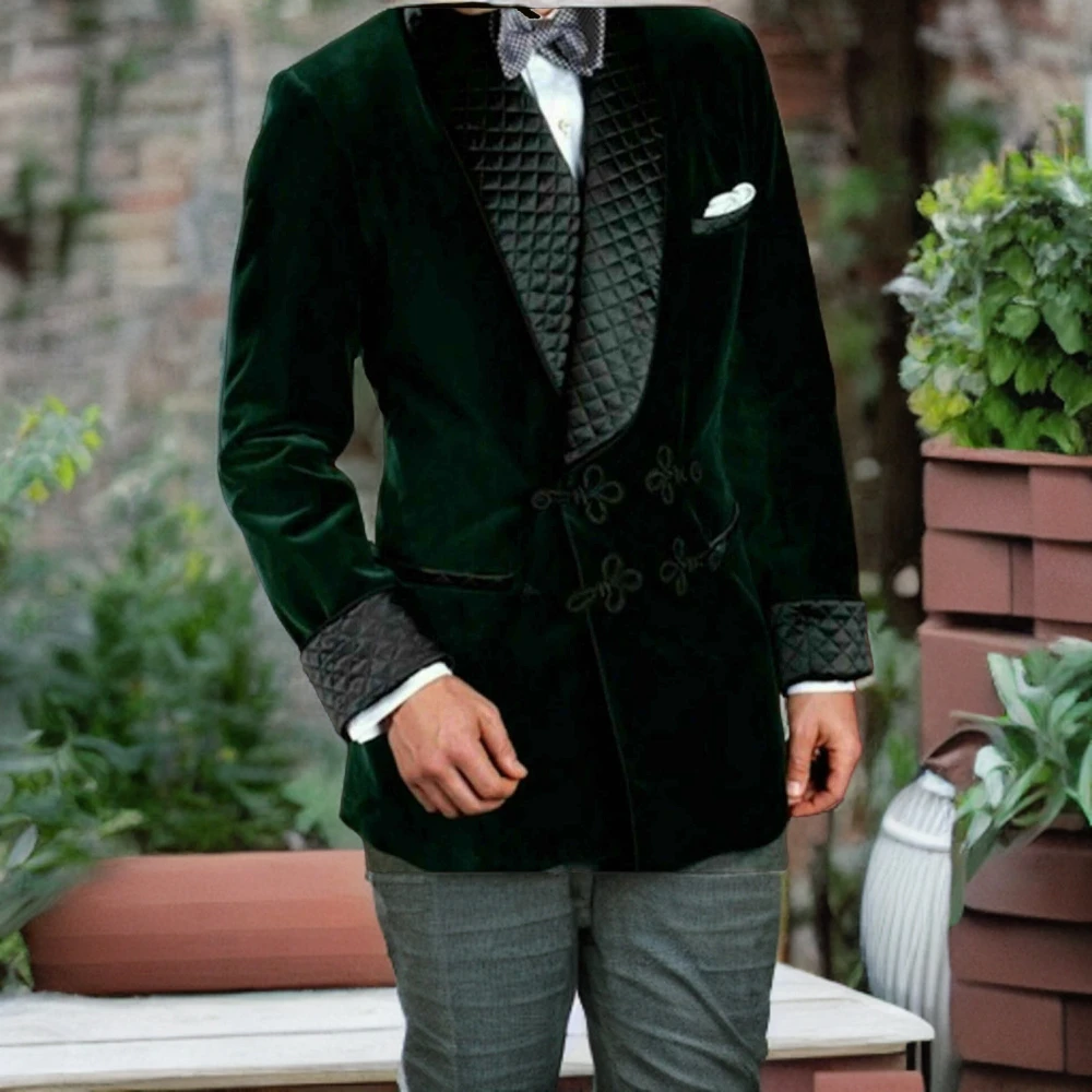 Velvet Green Smoking Jacket 1 Pcs Wedding Tuxedo Blazer Designer Stylish Shawl Lapel Custom Men Suit Fashion Coat with Button