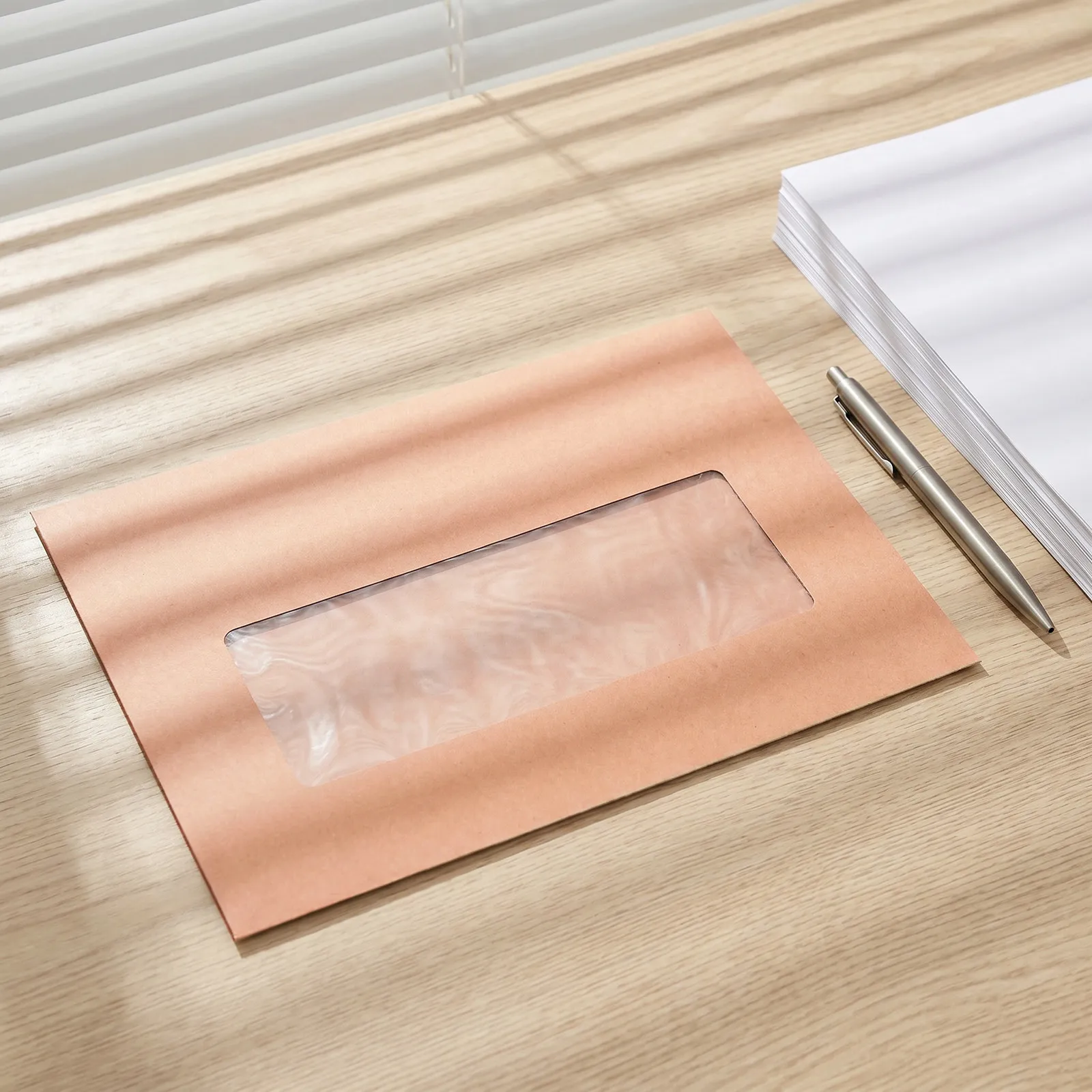 Kraft Paper Envelopes Brown Self Seal Mailers for Letters Documents Shipping Packaging Eco Friendly Office School