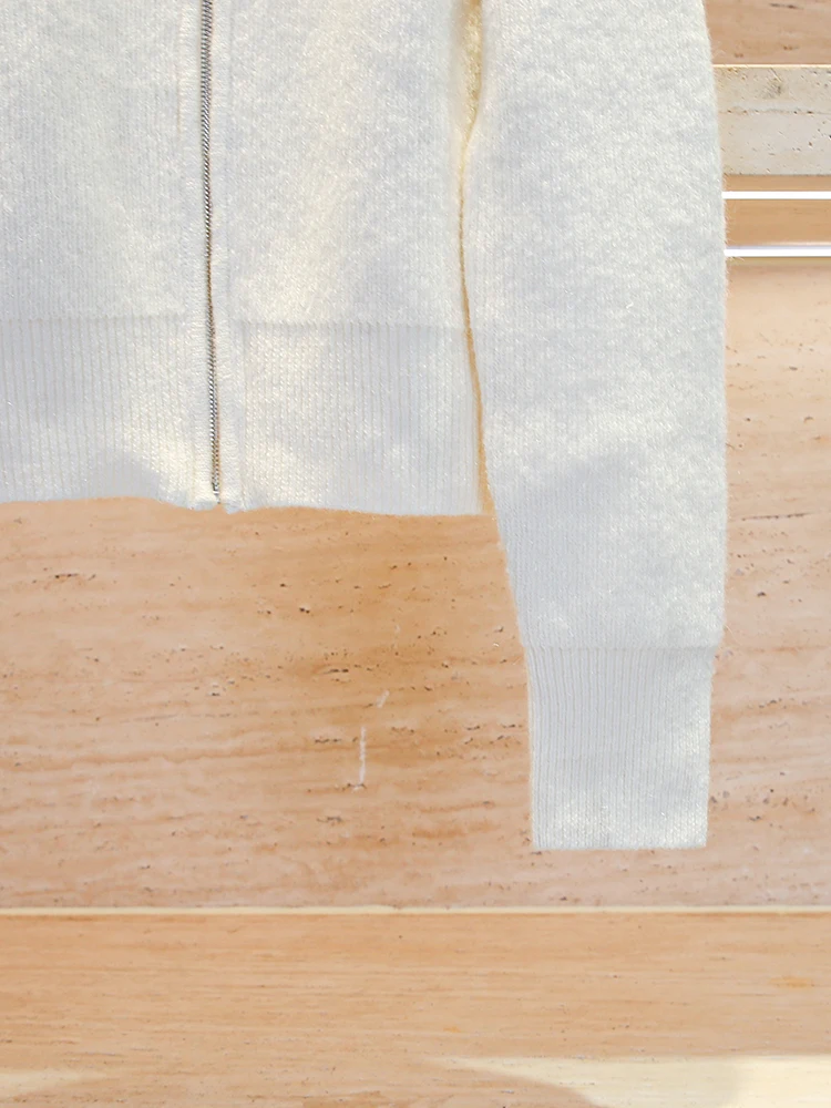 MIGII Casaco de Malha com Gola Azul Marinho de Alta Qualidade para o Inverno Moda Fena Estilo Universitário Simples Regul...