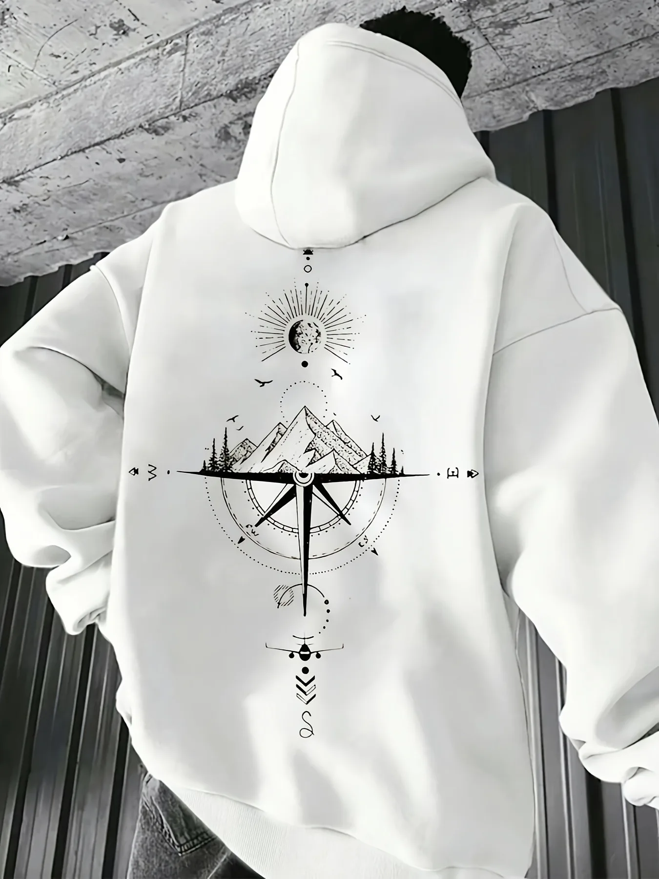 Oversized Compass Adventure Hoodie Men's Hip Hop Sports Streetwear Mountain Print Casual Fleece Pullover Tops