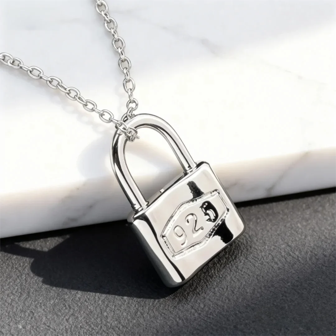 Luxury Designer 925 Sterling Silver Trend Lock Lovely Necklace for Women Fashion Wedding Party Gift Original Jewelry Engagement