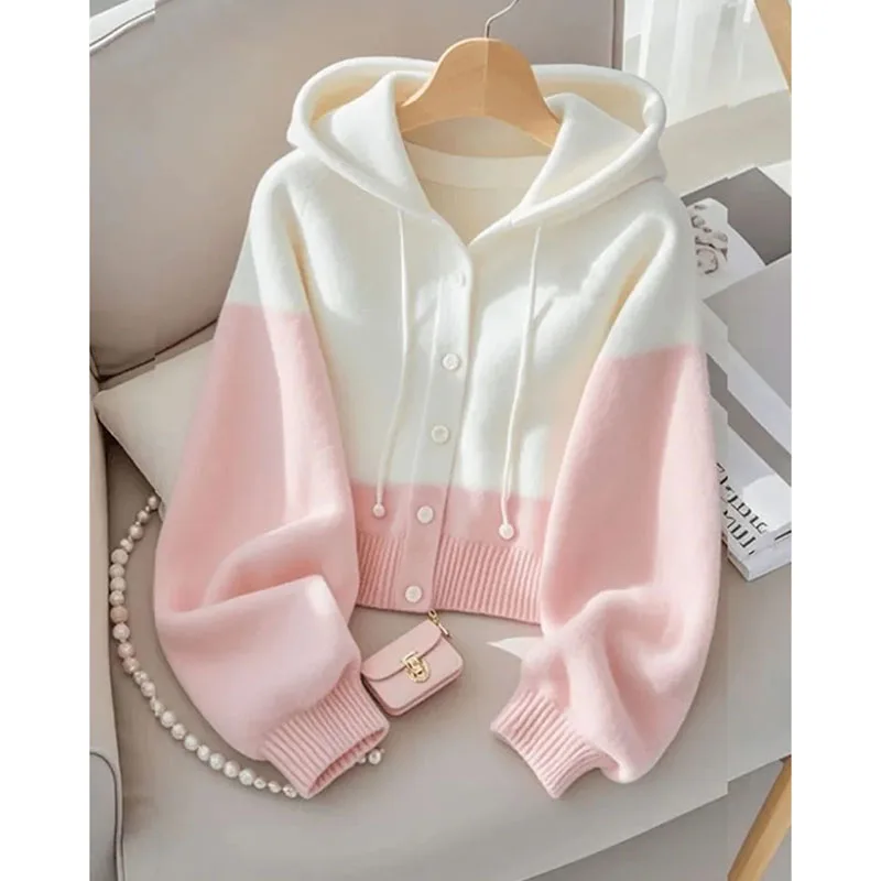 سترة نسائية محبوكة فضفاضة بقلنسوة على الموضة لعام 2025 سترة نسائية متدرجة منسوجة للربيع والخريف سترة نسائية بأكمام طويلة #3