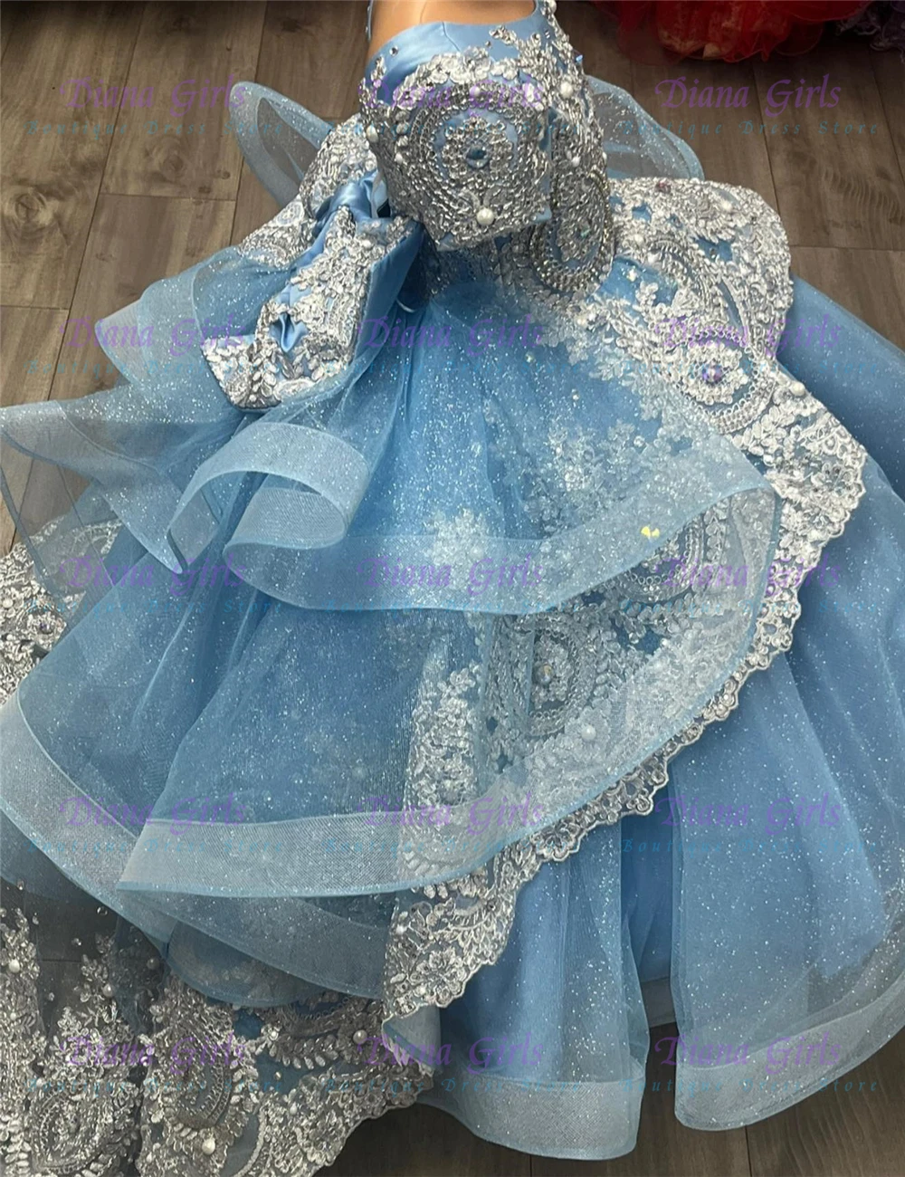 

Quality Flower Girl Dress Blue Tulle Fluffy Exquisite Silver Applique for Little Princess Birthday Party Evening Ball Gowns