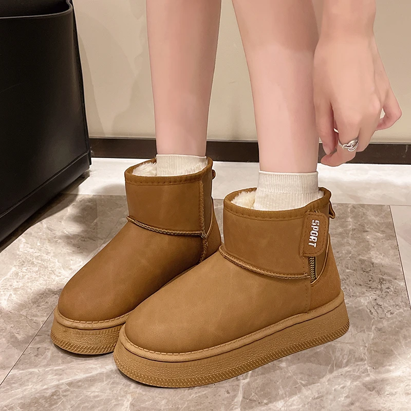 Invierno mujer corto de peluche botas de nieve calientes zapatos casuales nueva замша piel chelsea botines