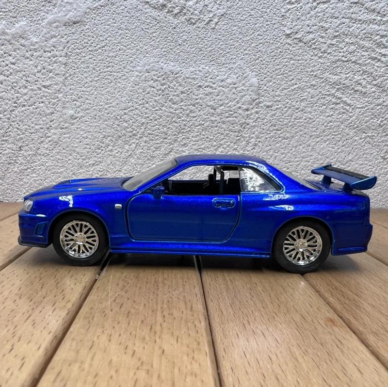 New Arrival Rare 1/32 Special Price Die-cast Metal 2002 Japanese GTR Car Model Display Collection Toys For Children