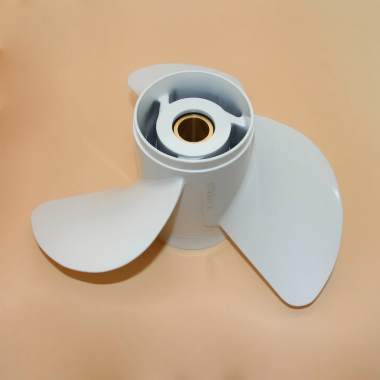 Propeller with 15 Splines 3-Blade Outboard Engine Propeller Hardware Right-Hand High-Strength for Boaters, Boats