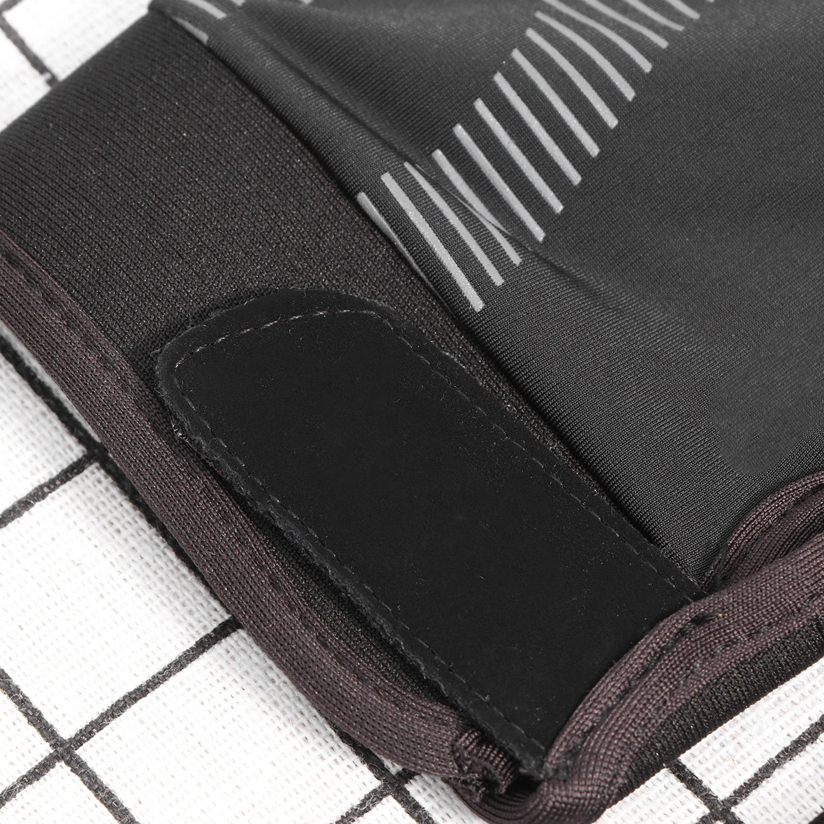 

Ice Silk Gloves Cycling Non-slip for Swimming Snorkeling Riding Fishing Diving Men and Women