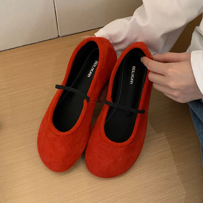 

Модные женские туфли на плоской подошве с круглым носком, туфли Мэри Джейн в стиле Лолиты, женская мягкая обувь из флока, женские балетки на плоской подошве, танцевальная обувь, новинка 2023 года