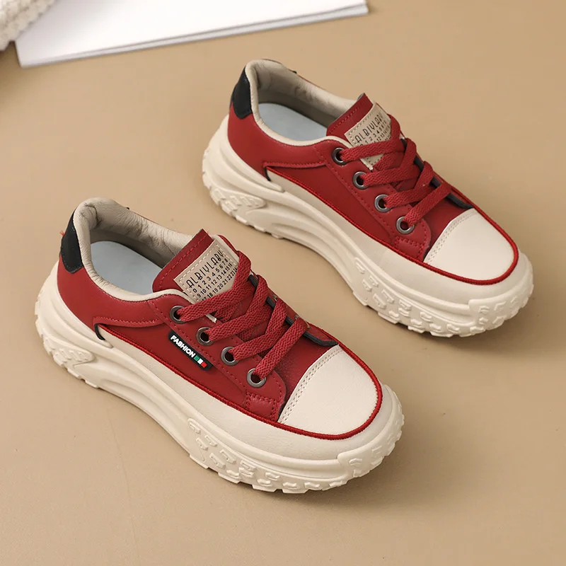 Autumn 2023 casual sports shoes Korean version of running shoes platform shoes to increase the height of women\'s father shoes