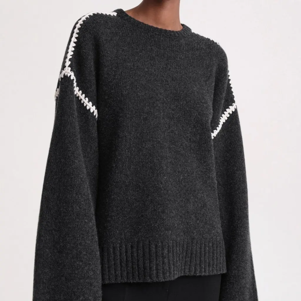 

Women's Oversized Round Neck Pullover Sweater Versatile Elegant Design Suitable for Autumn Winter Outerwear Base Layer