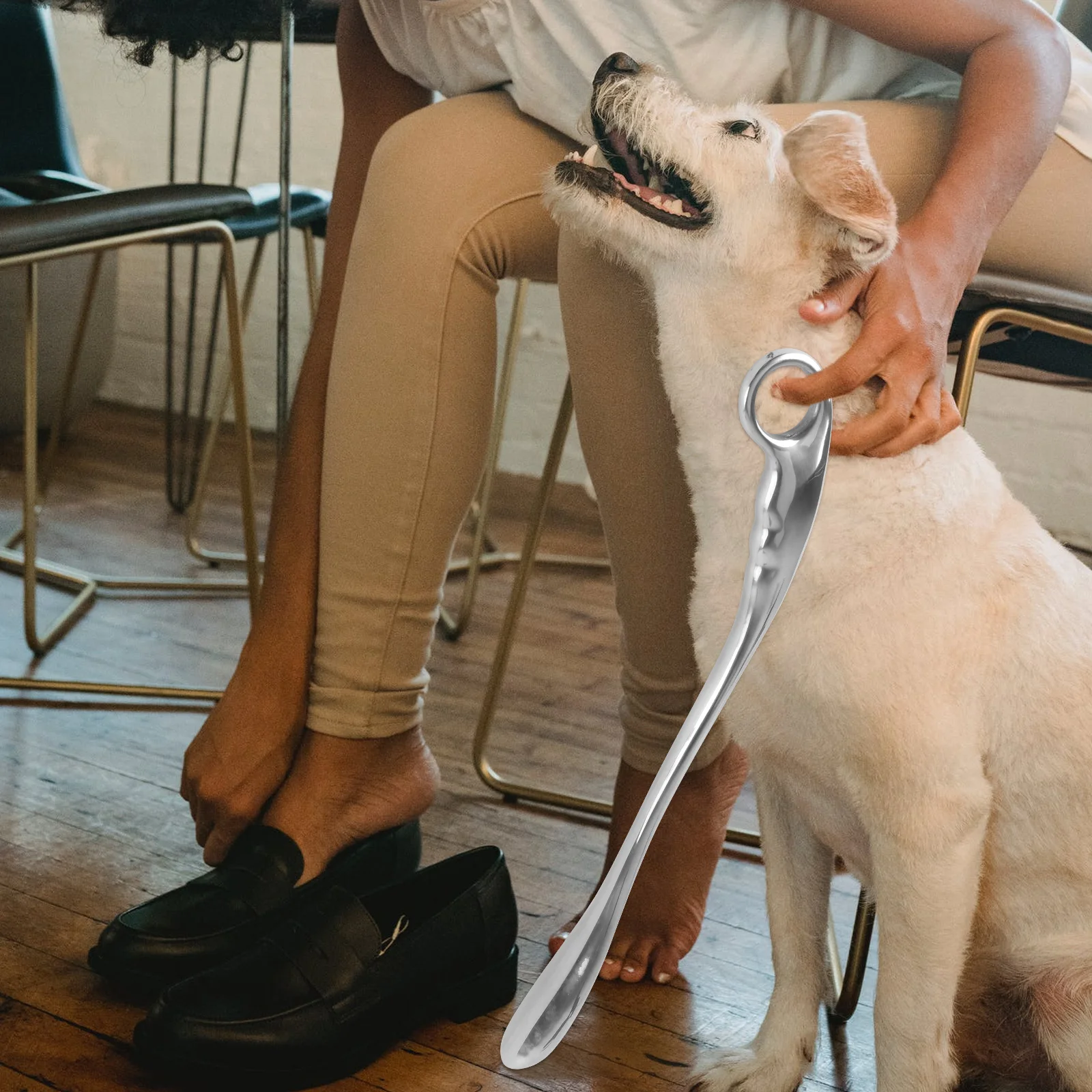 

1Pcs Practical Metal Shoehorn 52cm Silver Lightweight Durable Shoe Lifter Convenient Wearing Shoes Tool for Elderly Pregnant