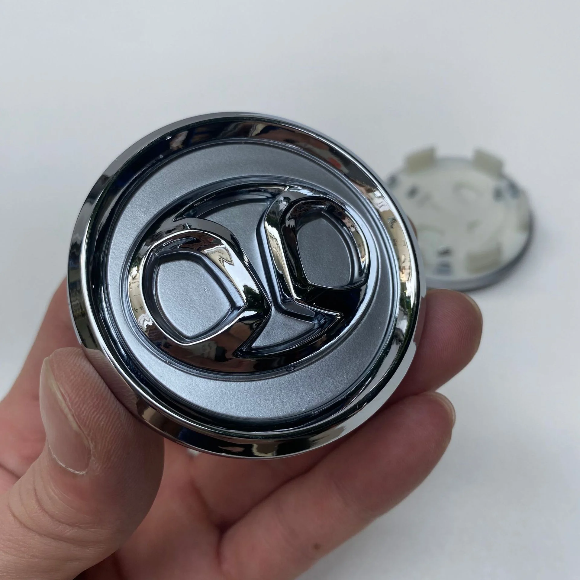 

Wheel Hub Cap Tire Center Logo for Baic X25 X35 X55 X65 D20 D70 1pc