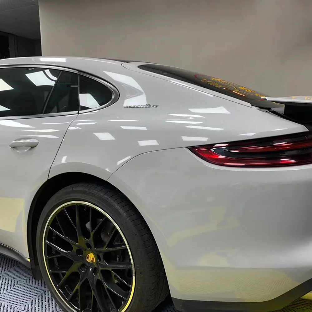 WRAPMASTER 1,52 * 18 Meter helles Nardo-Grau PET-Glanz-Auto-Vinylfolien-Designs