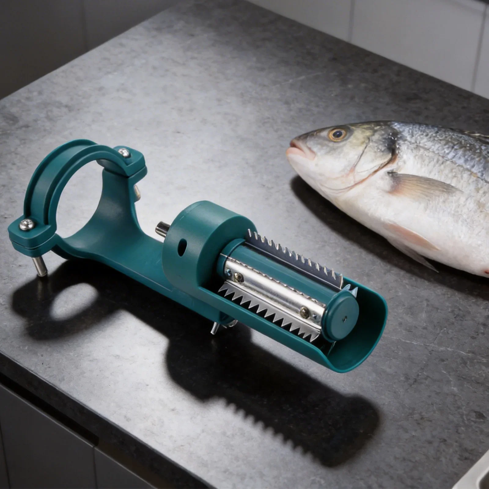 スクレーピングツール電動ドリルアクセサリー魚の鱗除去ツール安全に使用できる家庭用魚の鱗除去ツール