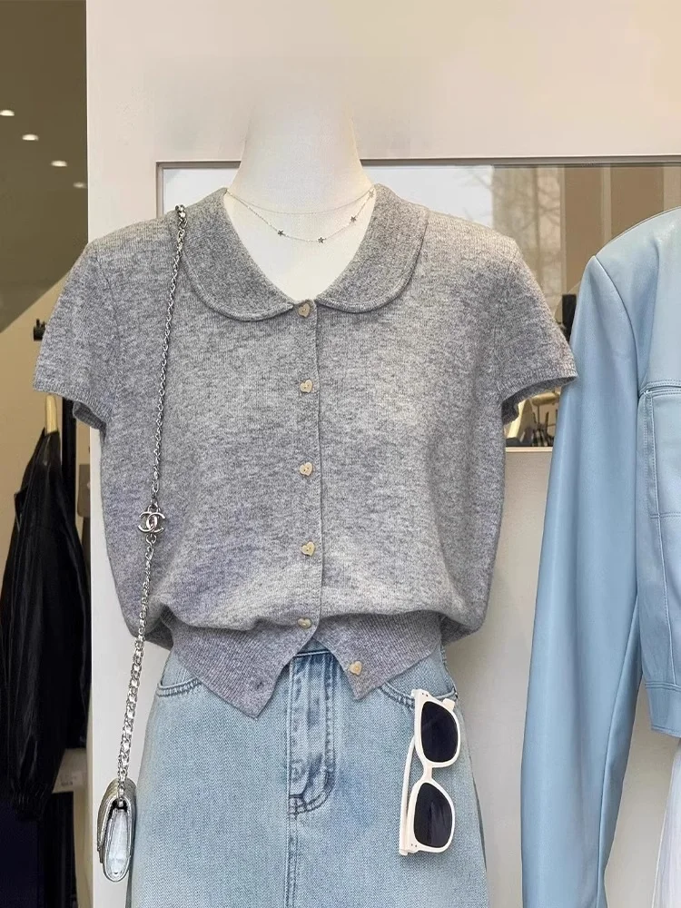 Camiseta  Feminina de Malha de Seda Gelada Manga Curta, Estilo Coreano Sensação de Verão, Top Confortável com Ombro em Fl...