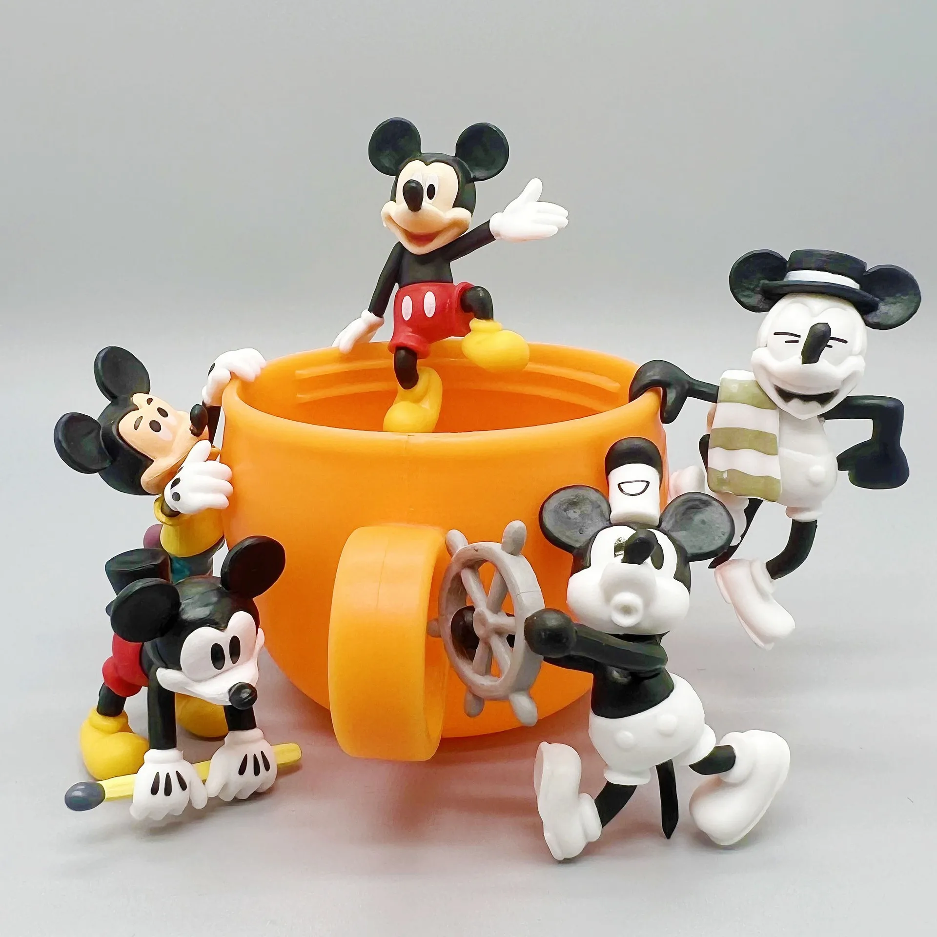 

Cute Mickey Hand Office Boy Doll Diy Creative Hanging Edge Ornament Decoration Anime Figures Boy Gift