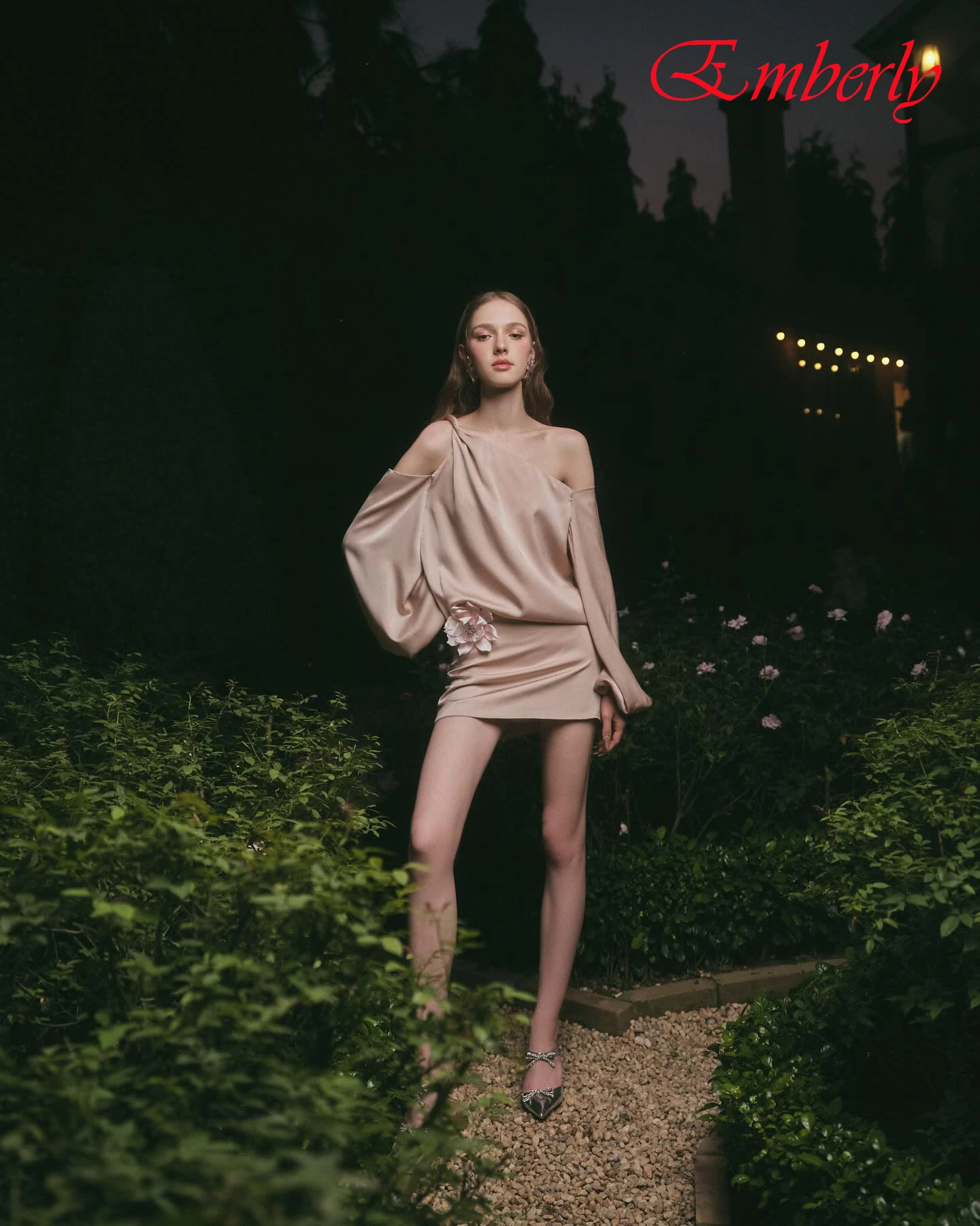 Прямое элегантное вечернее платье на одно плечо по индивидуальному заказу, модные темпераментные вечерние платья, высококачественное нежное платье для выпускного вечера