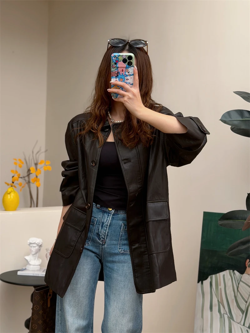 

Cool Sk PU Protein Leather Jaet Women's Loose Fit Medium Length Zipper Closure Long Sve Commute Sle Coat