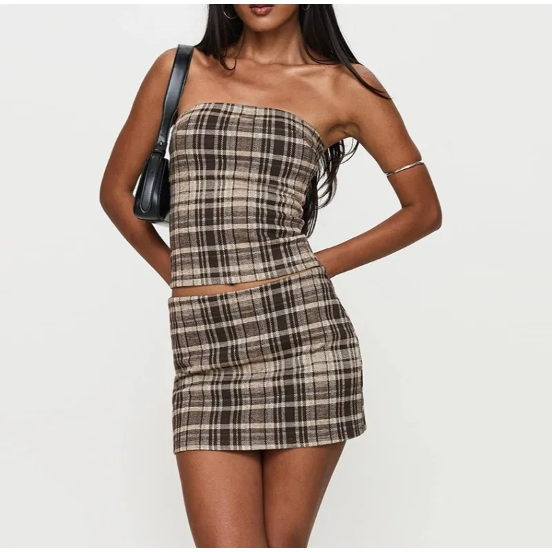 Primavera 2026 Gonna a due pezzi con bottoni aperti sul petto per donna