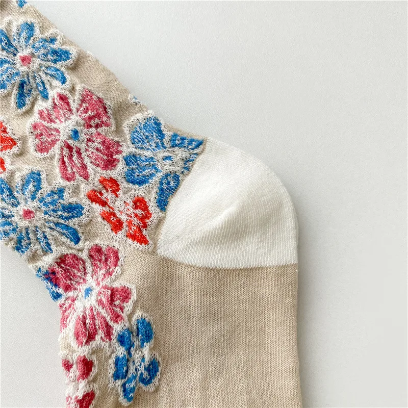 5 Pairs Autumn and Winter New Mori Lady Retro Big Flower Pattern Medium Tube Socks Women's Socks Stacking Socks
