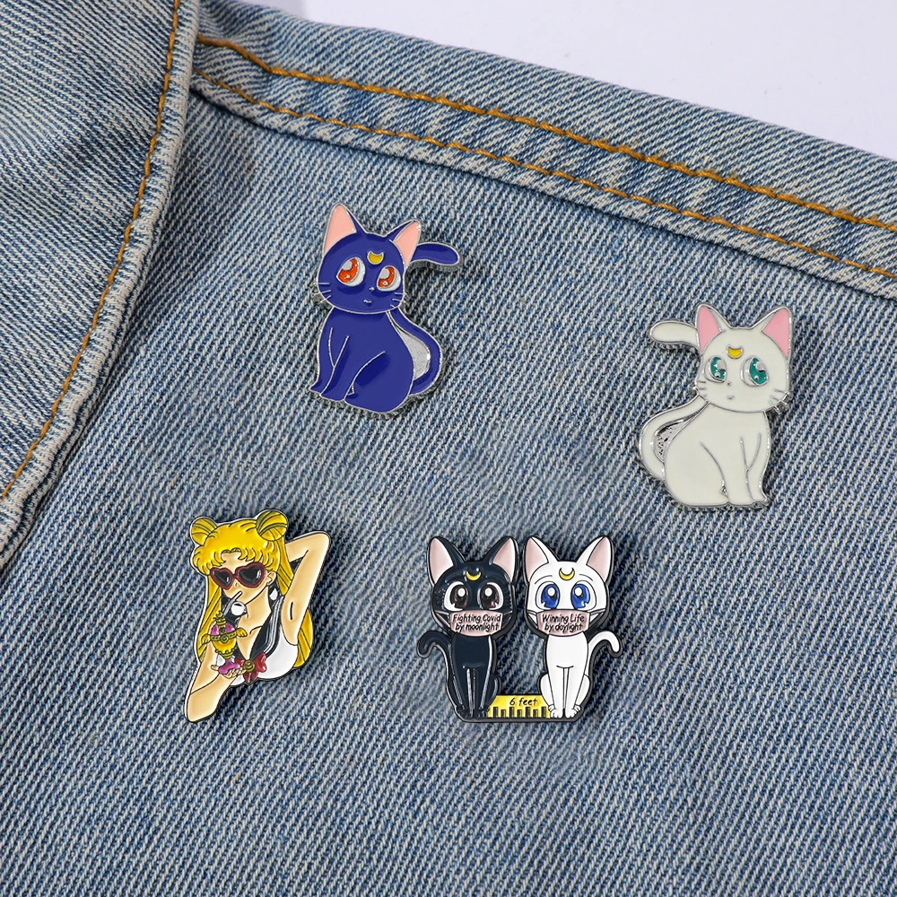 4Pcs/Set Cartoon Anime Cat Enamel Brooch Cute Funny Lapel Coat Pin Backpack Hat Metal Badges Clothing Jewelry Accessories Gift