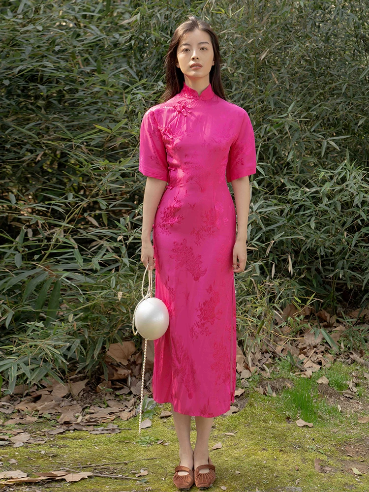 

Новый китайский свадебный утренний халат с рисунком красной розы, улучшенный традиционный винтажный халат с высоким разрезом для невест