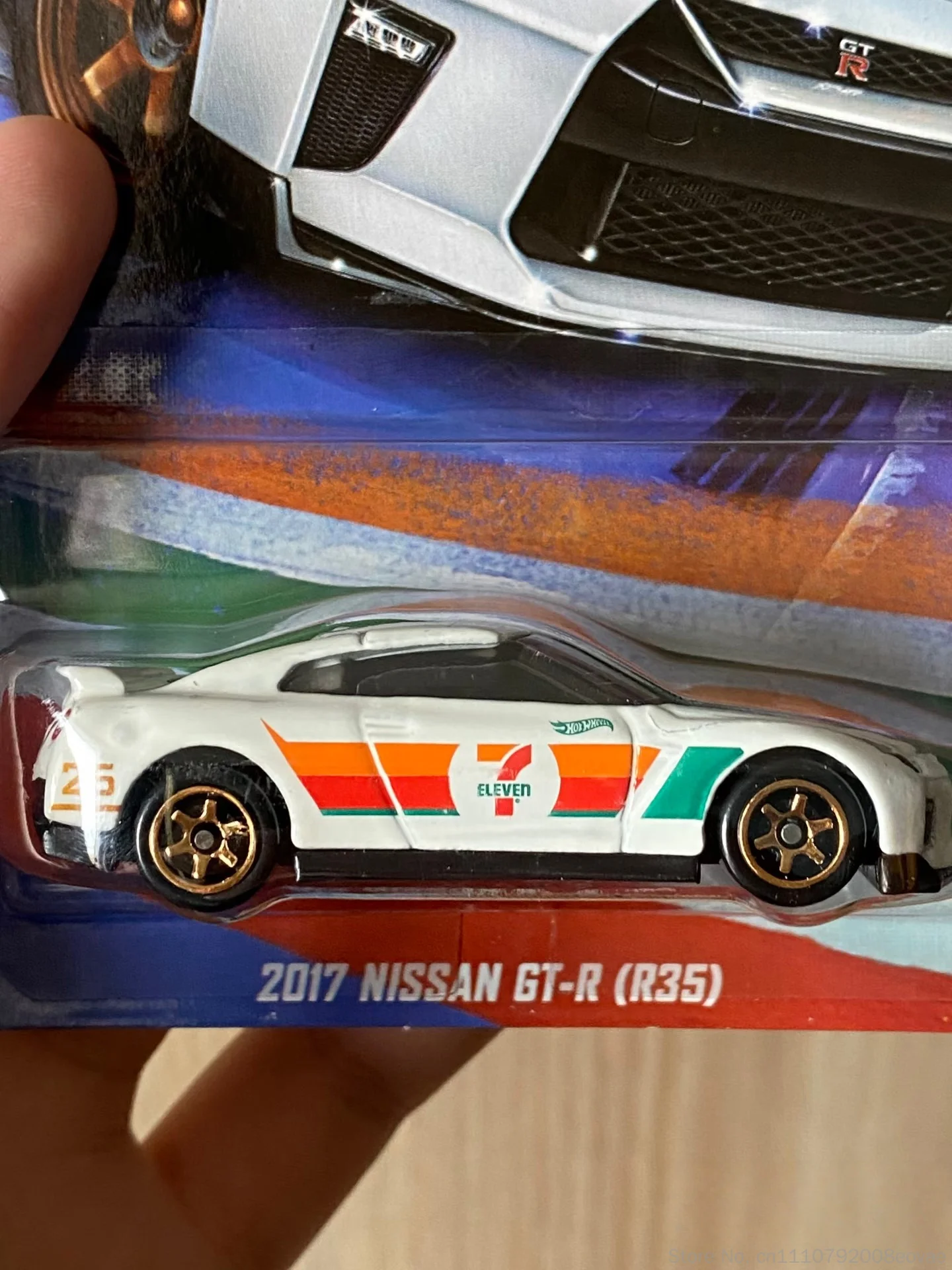 Original New Hot Wheels 7-Eleven Collab 2017 Nissan Gt R R35 Diecast Model Car 1/64 Alloy Especially Edition Model Fans Gift view 5